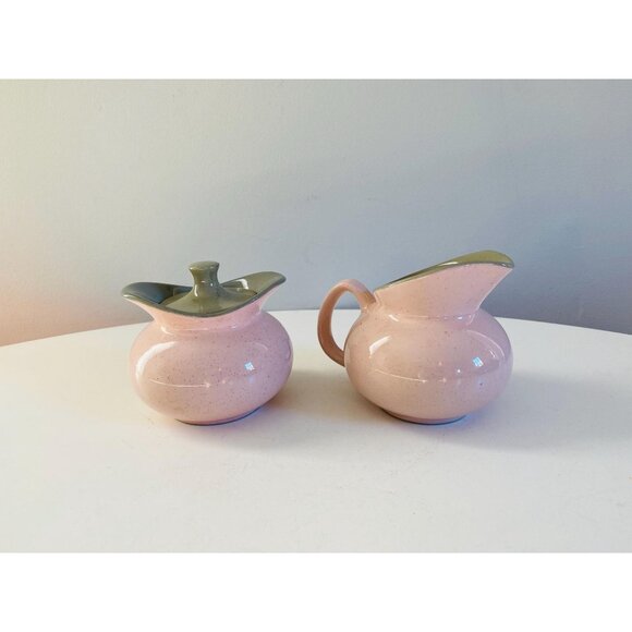 Vintage Harkerware Creamer and Sugar Bowl, Shell Pink Harkerware Stoneware, MCM - Picture 2 of 10